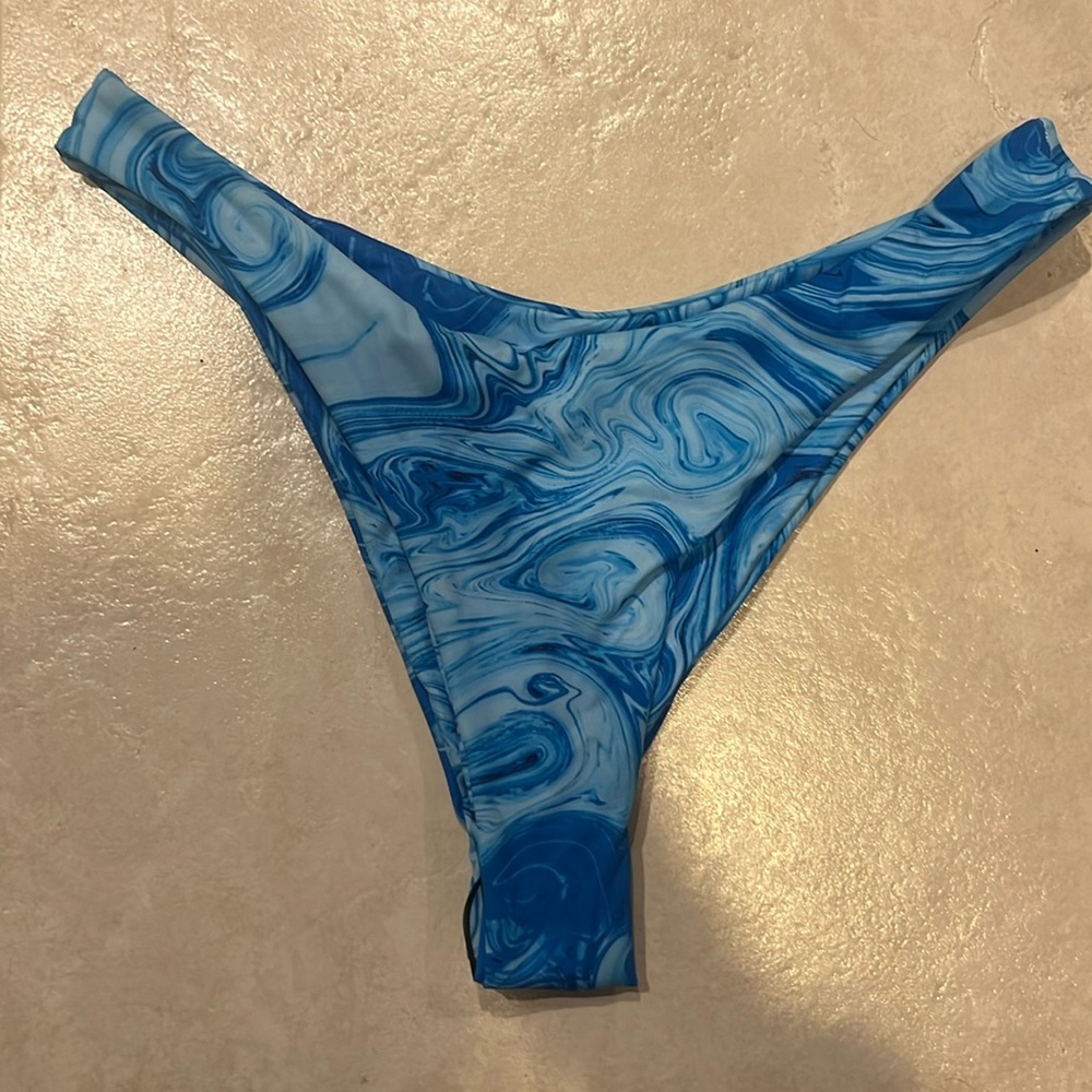 blue marble bathing bottom